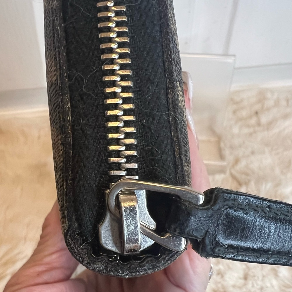 GUCCI GG KALEIDO SUPREME LEATHER ZIP AROUND LONG WALLET - Picture 6 of 14
